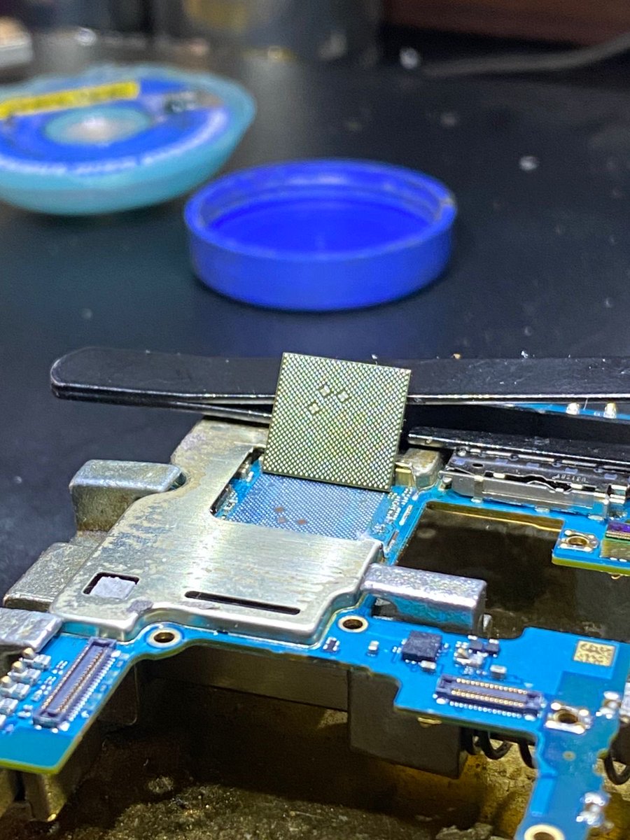 owrchestra's tweet photo. @unicefess haiiii kak, bisa baget di ycelll. bisa langsung dibawa ketoko ataupun bisa konsultasi dahulu lewat dm/wa yaaa^^ 

Pict : Case Solved
case: mati total
device: Samsung A54 5G
repairing IC CPU 
Done ✅ https://t.co/yo6tQkcdxj