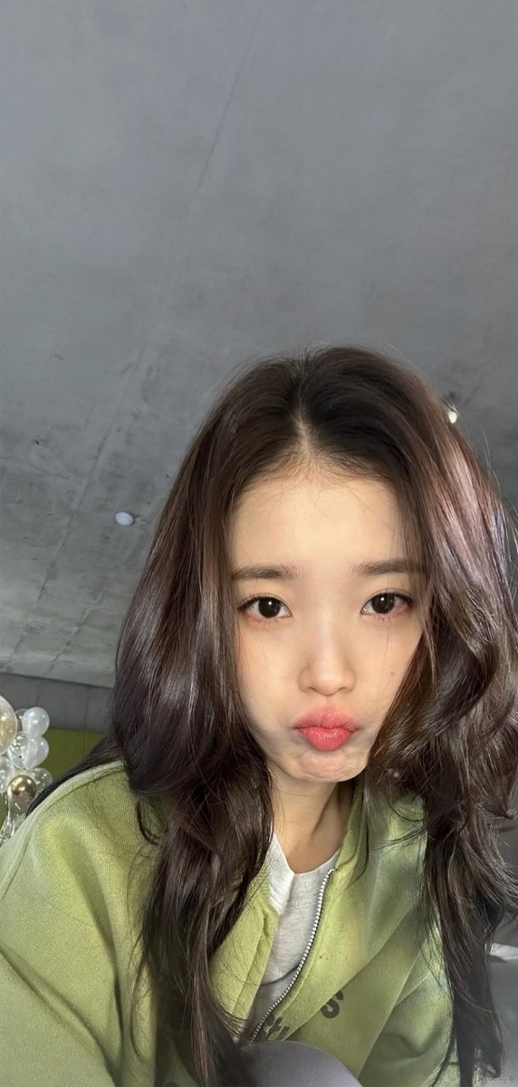 wyjc516's tweet photo. 지은시
IU Instagram
mobile wallpaper 
#아이유 #IU https://t.co/5MMMLouxyq