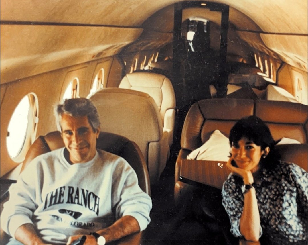 viriato888's tweet photo. O silêncio dos media em relação aos Epstein files é revelador

Repetem 24 horas por dia os mesmos videos sobre as cheias, mas zero sobre os politicos pedófilos

🦗🦗 https://t.co/6tAfF05xS4