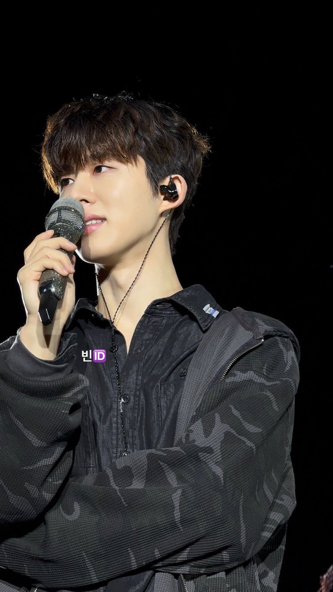 반가반가 썬글라스없는빈 ㅋㅋㅋㅋㅋ #비아이 #김한빈 #BI #KIMHANBIN 

#2026THELASTPARADEENCOREINBANGKOK