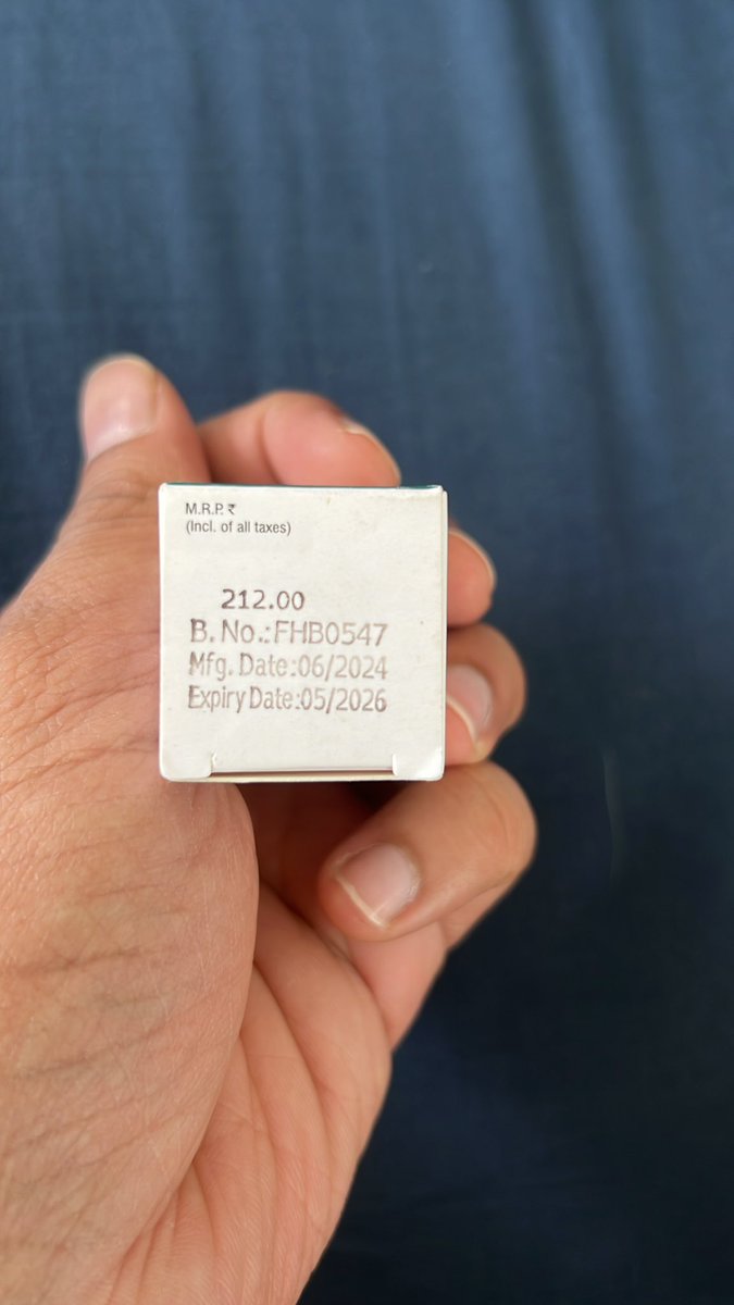 iamshivam8's tweet photo. @ZeptoNow avoid ordering medicines from zepto . They will send very old almost expired products and refuse the return. https://t.co/jPZVUxPZ0q