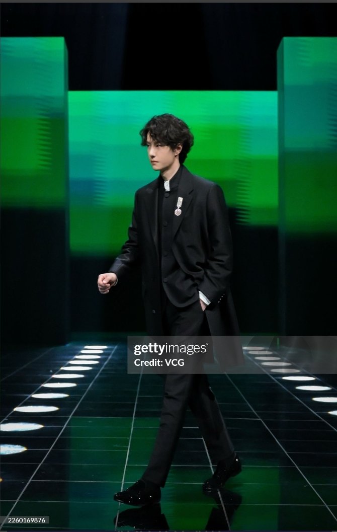 Not to be dramatic or anything but these might be the most insane Getty images ever, serving absolute lethal face card energy🔥

#WangYibo