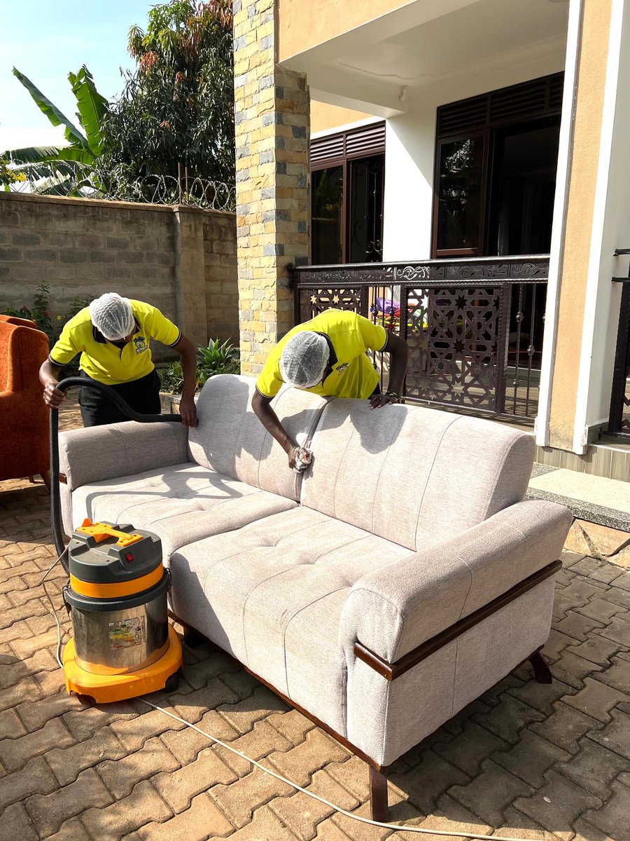 FrispyA's tweet photo. Are you looking a professional commercial and residential company in Uganda?

Frispy Cleaning &amp; Fumigation Company is fully active &amp; here to make your living experience gumite while you relax!

☎️0701326898
📍Bulindo opposite Midland Junior School https://t.co/O0hWzlSMV5