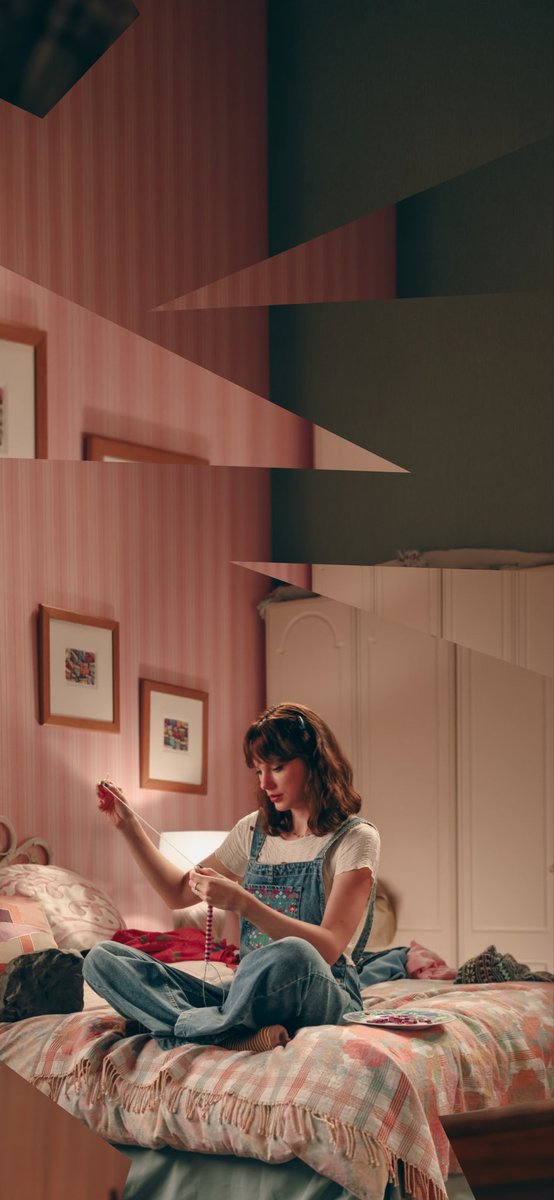 alias_a2's tweet photo. Opalite - Taylor Swift- wallpaper 

#OpaliteMusicVideo #TaylorSwift #Wallpapers https://t.co/HBgDlbBl1z