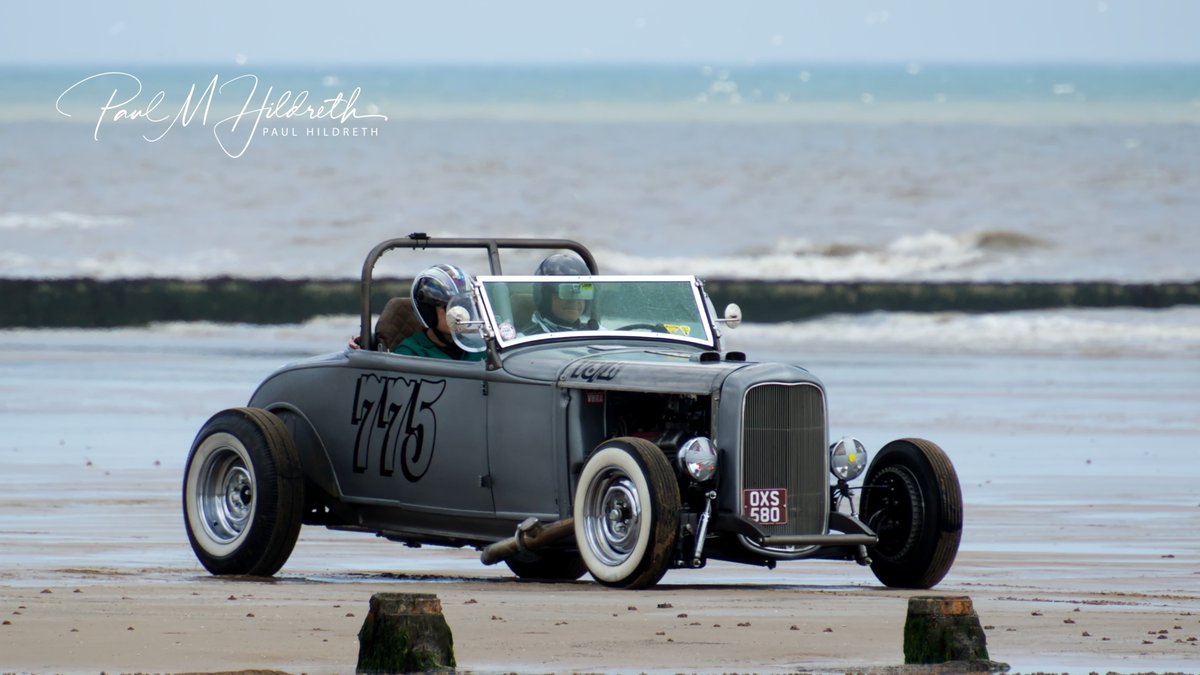 pmhimages's tweet image. smart Model A HotRod

Watermark-free, hi-res downloads, prints, gifts &amp;amp; wall art available in the #RaceTheWaves gallery on pmhimages.com. Does your car feature?

#Ford #ModelA #rtw #rtw2025 #beachrace #motorsport #car #cars #carenthusiast #petrolheads #classiccar