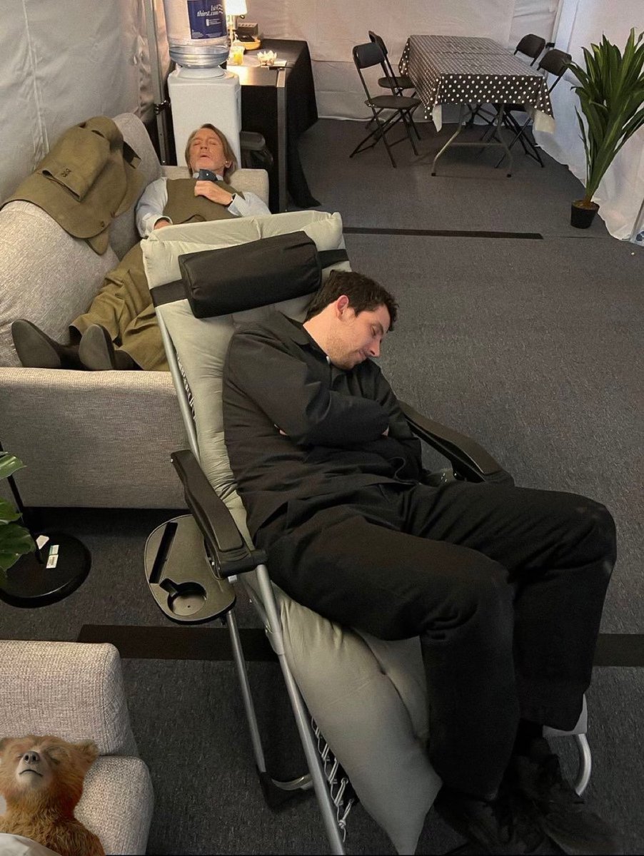 I Photoshop Paddington into a movie, TV show, or pop culture until I forget: Day 1790