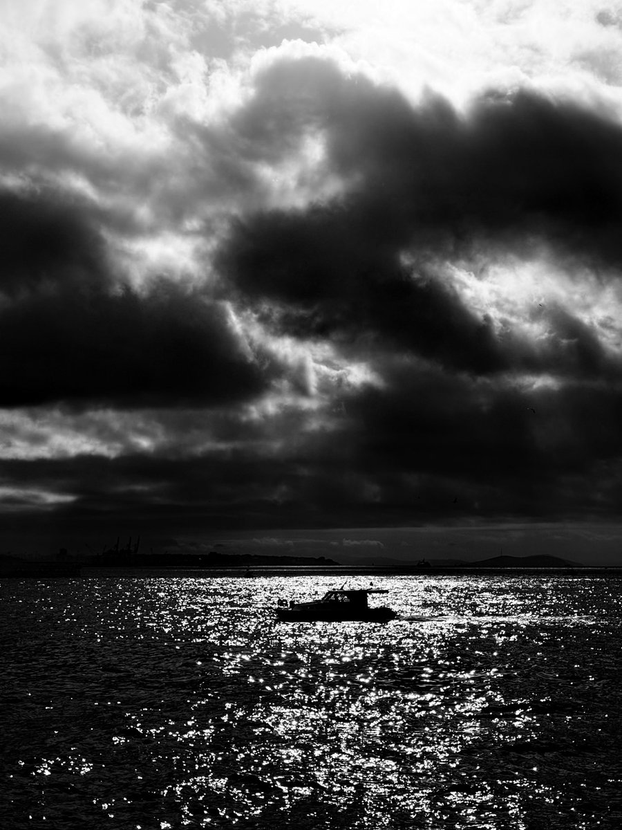 Bu rasmga siz nom qoʻying.