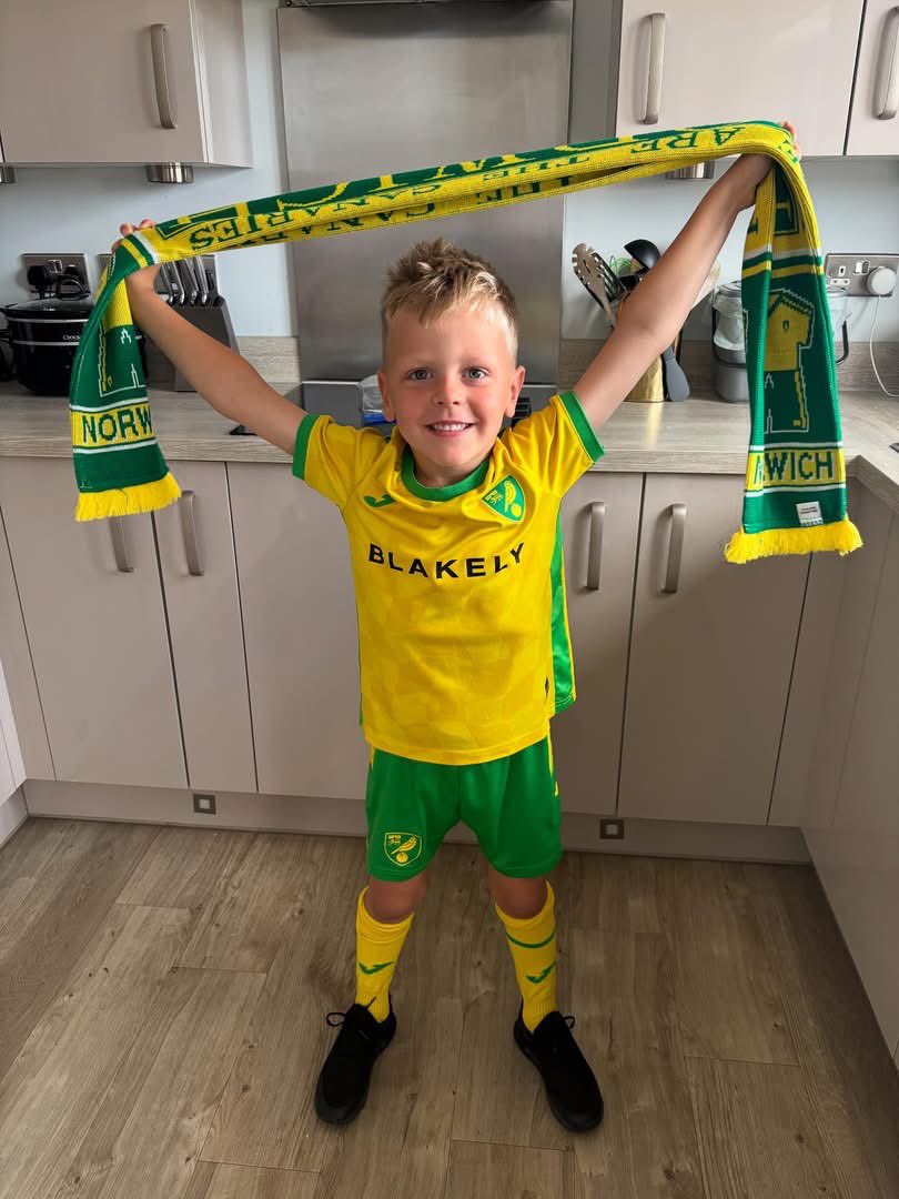 Robert Palmer tweet media