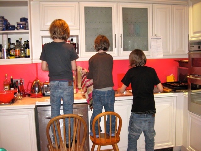 Been writing about puppy love here…
#children #babies #family #substack #love 

 open.substack.com/pub/elizabethm…