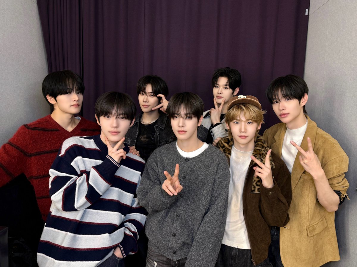 closeyoureyes_7's tweet image. [📸] 
CLOSE UP 
260207 'blackout' 발매 기념 팬사인회  

#CLOSEYOUREYES #클로즈유어아이즈 
#CYE #클유아