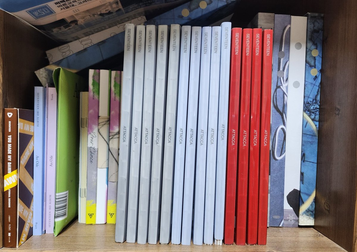 fkflakthtjf's tweet photo. 세븐틴 굿즈 포카,앨범,잡지 모두 총괄판매합니다 처분 목적이라 네고도 가능합니다

앨범) 유어초이스~세븐틴헤븐스(포카 및 내용물 포함)+미공포+럭드
잡지)고잉,디아이콘,엘르 등 

문의는 연락주세요! 사진에 없는 굿즈들도 다 있습니다!
디엠 오류로 맘찍 또는 멘션으로 주세요!

카톡이 더 빠름 https://t.co/6vhP6wwjtc