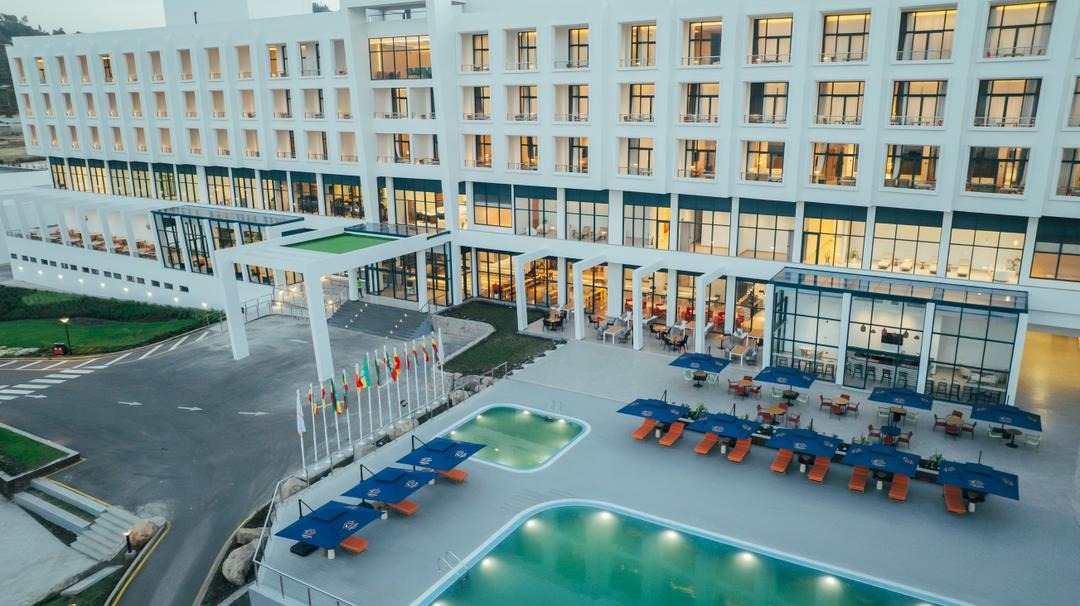 ETEmbassyJIB's tweet photo. Prime Minister Abiy Ahmed inaugurates Logo Hayk Resort in South Wollo Zone, Amhara region, a world-class destination where culture, nature, and hospitality converge. Ethiopia is boldly embracing tourism as a driver of growth and transformation! #visitethiopia #Dineforgeneration https://t.co/NuY6VUgxr9