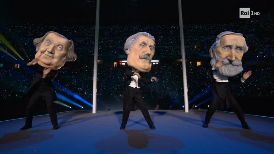 Non ho visto la cerimonia di apertura delle Olimpiadi #MilanoCortina2026 ma da quanto leggo sembra un disastro, tranne il video con Mattarella e Rossi. Non ci smentiamo mai #cerimoniadiapertura