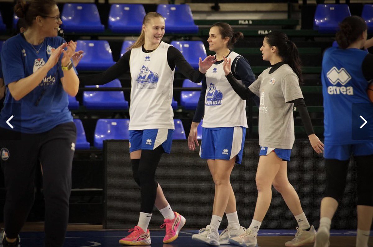 🎧SER Deportivos

🏀Hoy juega <a href="/CBAvenida/">Perfumerías Avenida</a>: otro partido clave

📝ANÁLISIS <a href="/PedrodelaCalle/">Pedro 😊✌🏼</a> 

👉“Los árbitros condicionaron, pero creo que el equipo también se precipitó en el último cuarto y no mantuvo el tempo. Estaremos en semifinales”

➡️cadenaser.com/audio/ser_aso_…