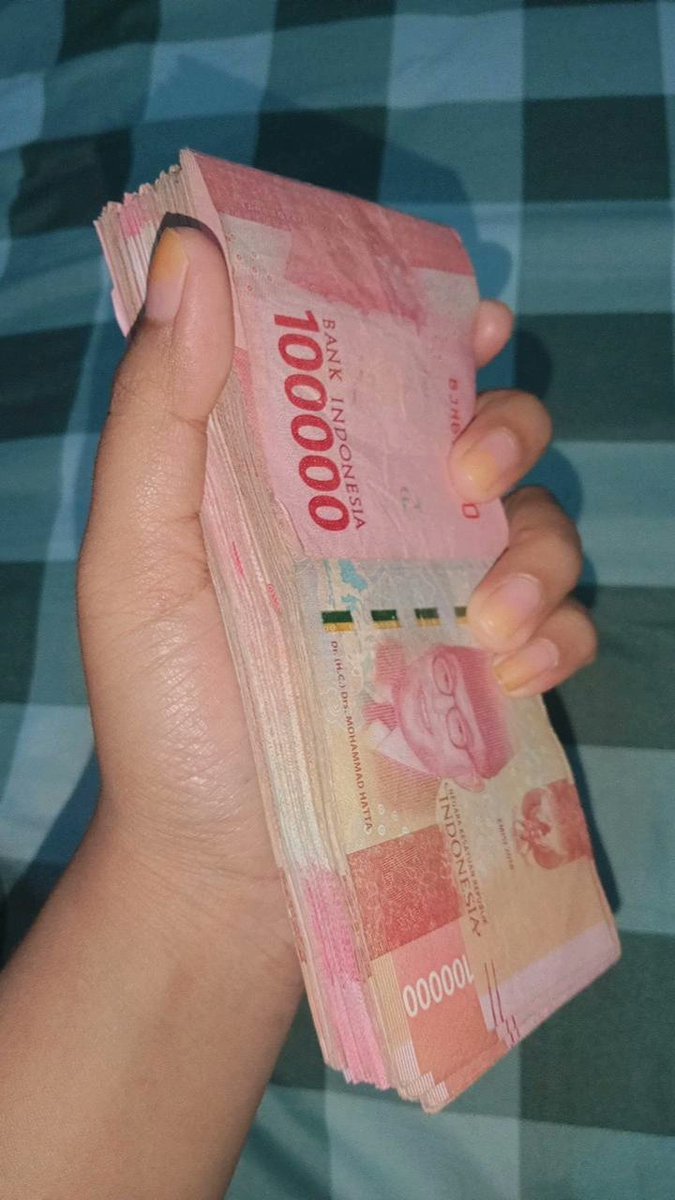 _chocodream04's tweet photo. @empty__core Nihh, segini aja dah seneng🤤 https://t.co/3QmItAhI6M
