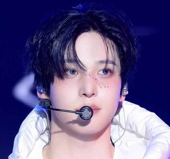 yunho_loverrr's tweet image. 윤호 깐머 덩나 이뻐서 직업 윤호이마프로텍터로 전향하고싶을정도♡