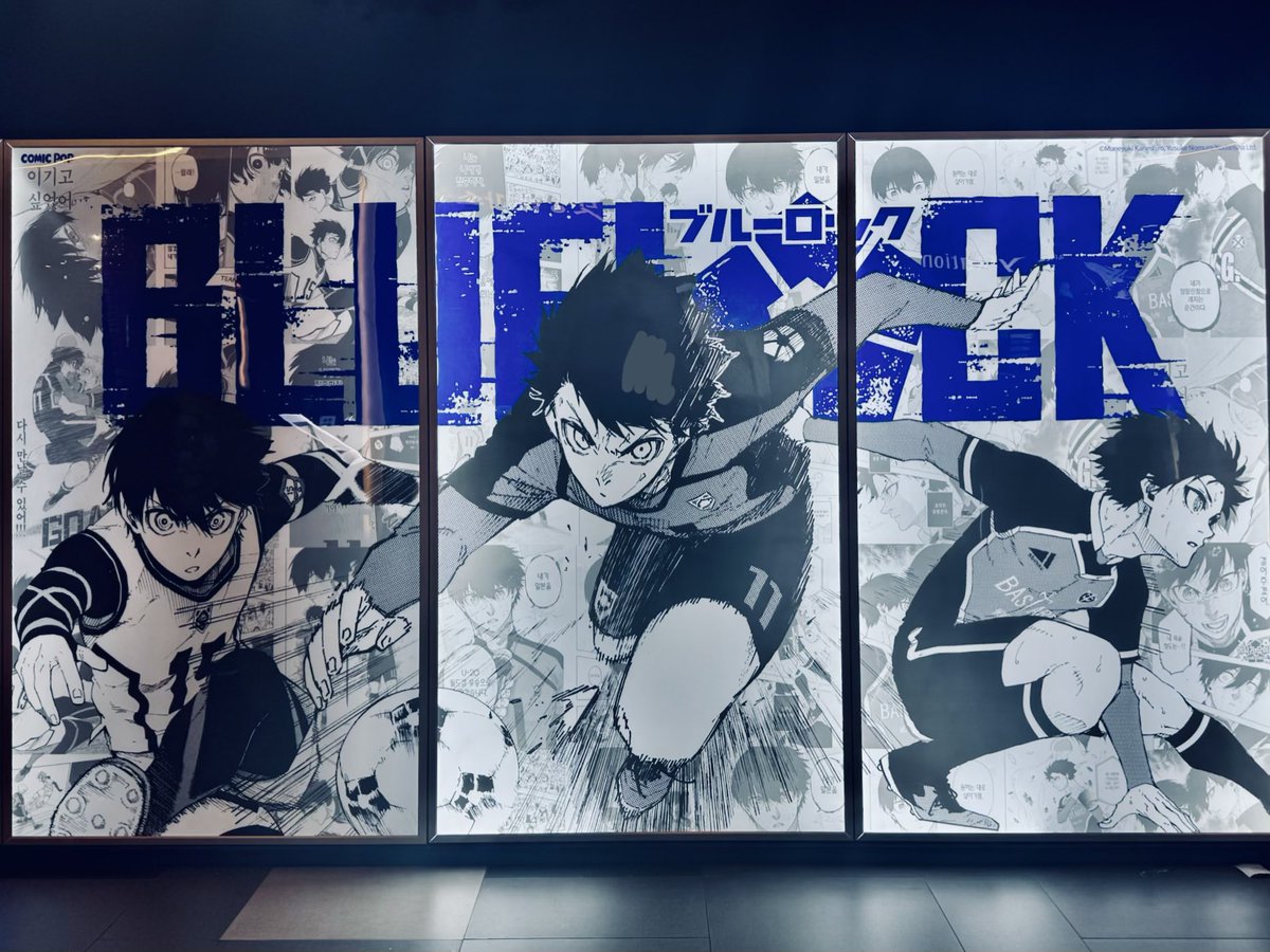 スジン tweet media