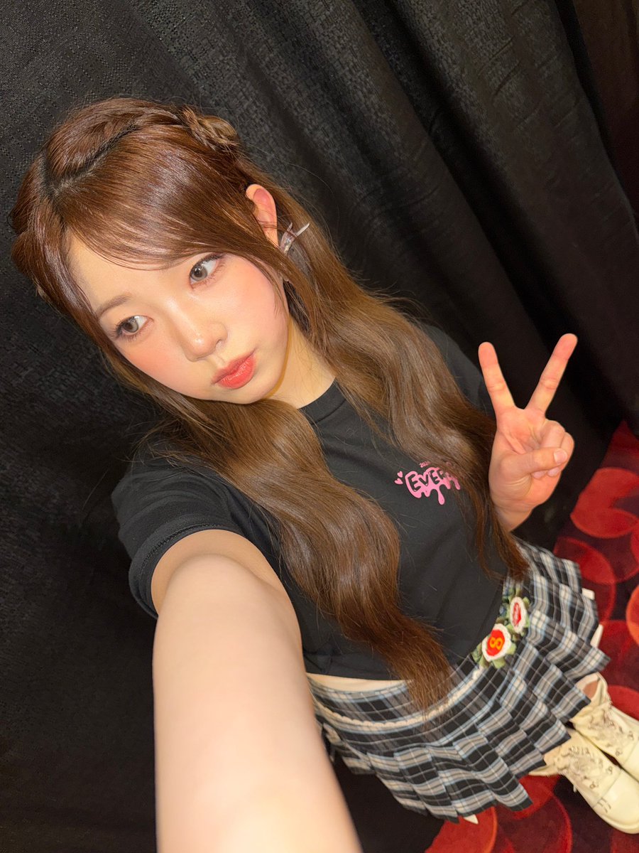 UNIS_offcl's tweet image. Jacksonville 🤗

#UNIS #유니스 
#YOONA #오윤아