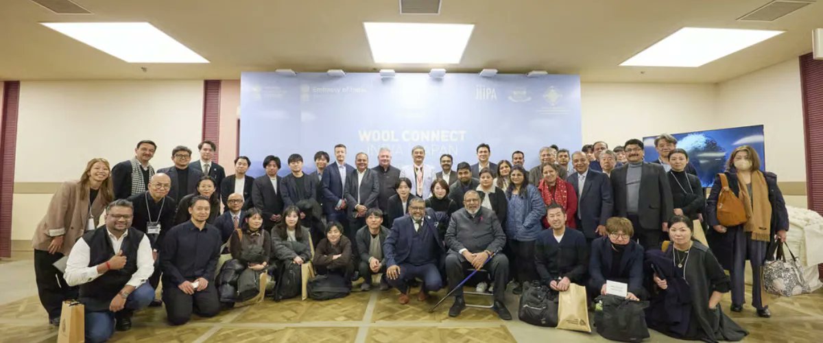 TexMart4's tweet photo. Woolmark strengthens India–Japan wool trade ties through its Wool Connect initiative held in Tokyo, boosting collaboration and market access.
https://t.co/vG0gIHmXjM
#Woolmark #WoolTrade #IndiaJapan #WoolConnect #TextileExports #GlobalTextiles https://t.co/41XoJ3a3rS