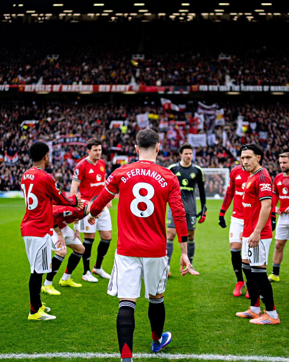 200 G/A em 314 jogos pelo Man United, 104 golos e 96 assistências. MAGNÍFICO.