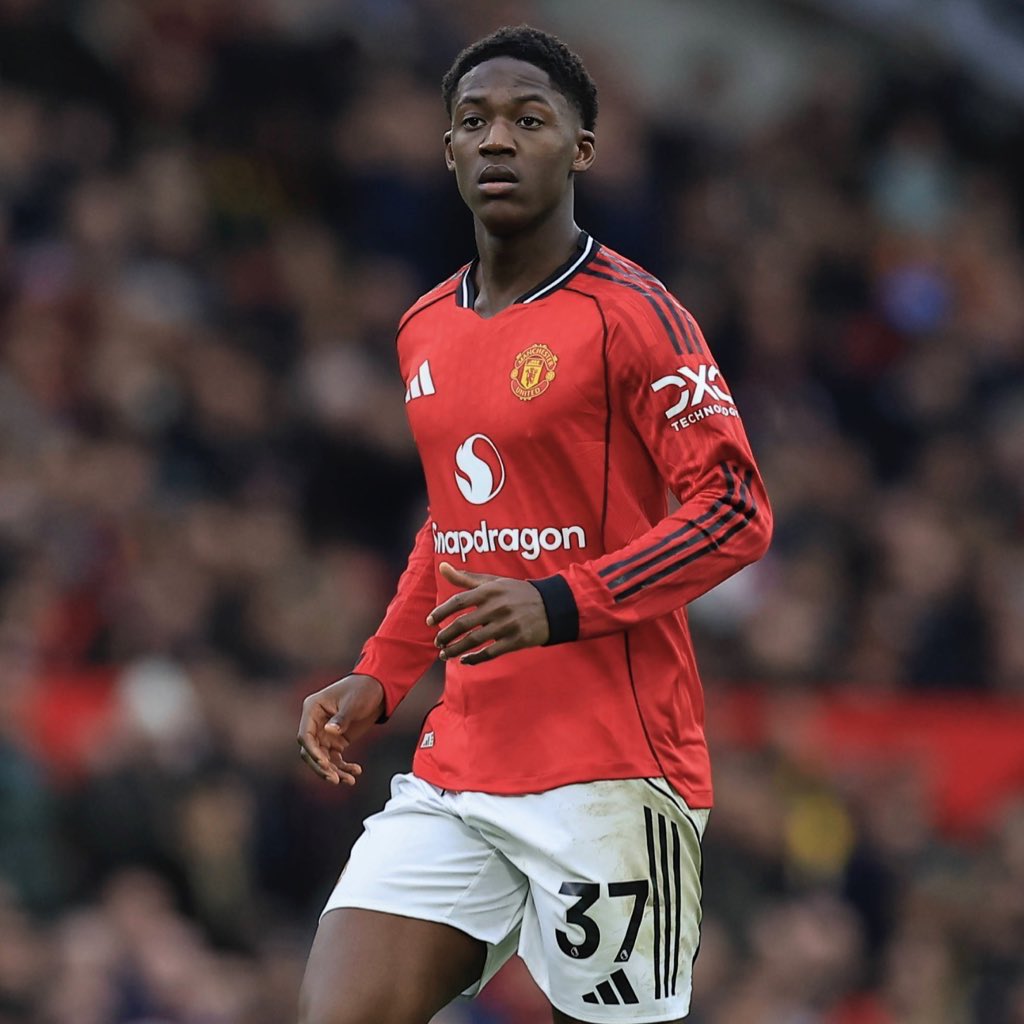 centredevils's tweet image. 🚨🚨| Kobbie Mainoo’s game by numbers vs. Spurs:

94% pass accuracy 
95 touches 
24 carries
4 ball recoveries
4 chances created 
4 attempted take-ons
2 successful take-ons
2 fouls won
1 assist 

[@StatmanDave]