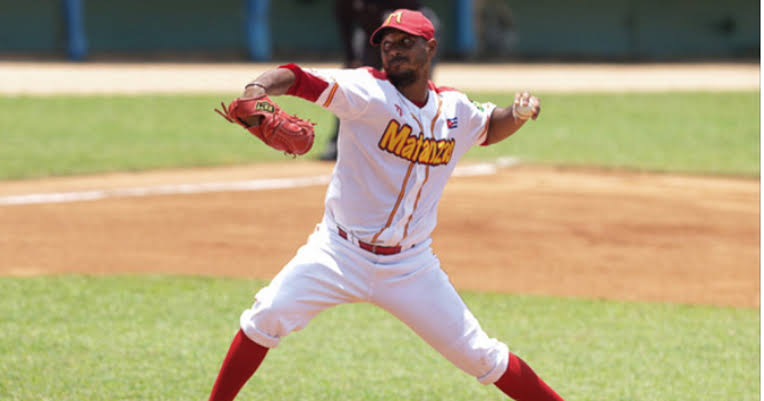 🇨🇺⚾ Anunciados dos zurdos como abridores para el 5to juego de las semifinales entre #Leones y #Cocodrilos: Lee Andy Plumas 🆚 Yamichel Pérez 

El enfrentamiento está igualado a 2 victorias, por lo que el vencedor se pondría a un éxito de llegar a la final. #64SNB #RadioRebelde