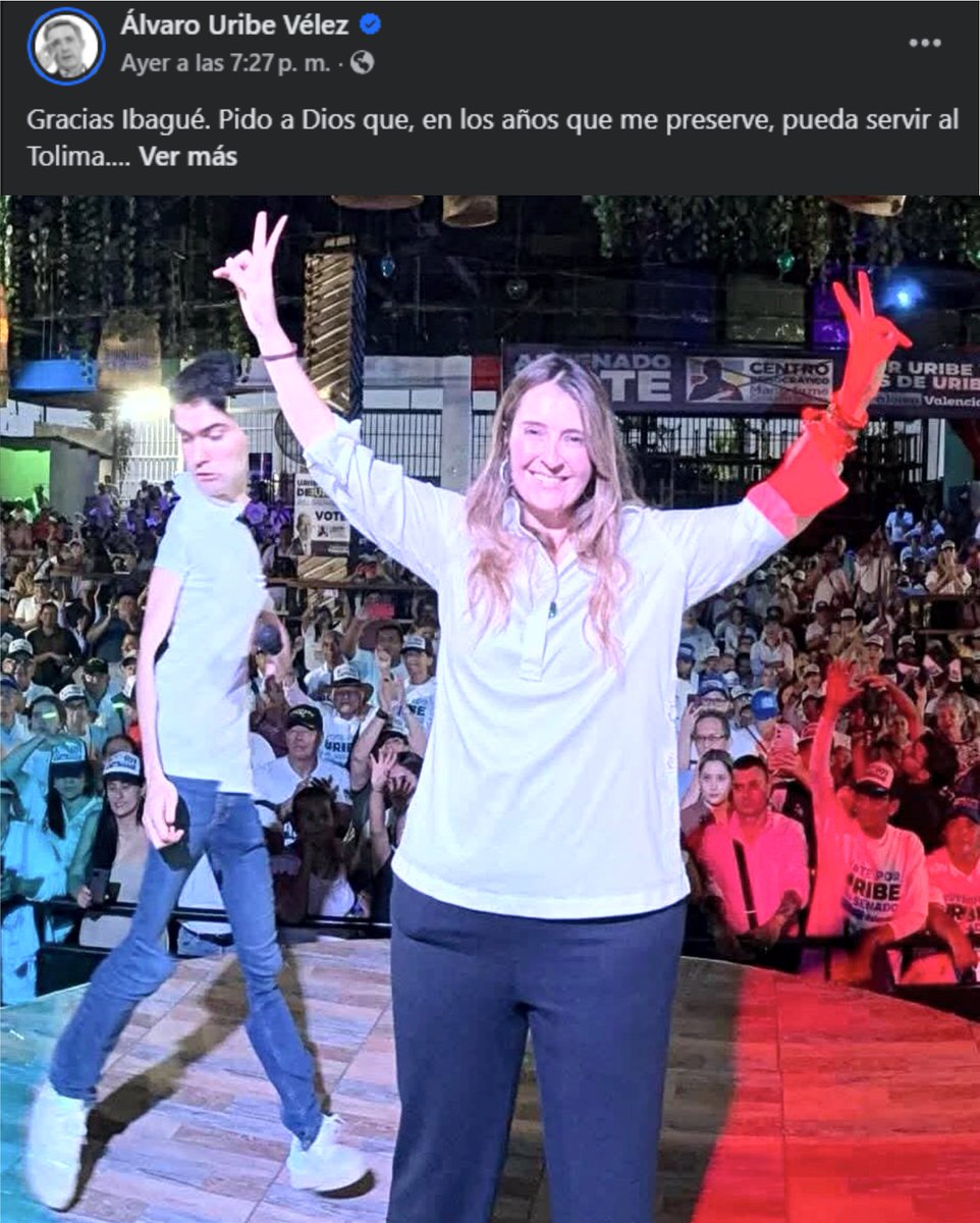 Al chico de la foto lo quisieron desaparecer...con Photoshop.

No estaría cogiendo café.

Un falso positivo fotográfico.