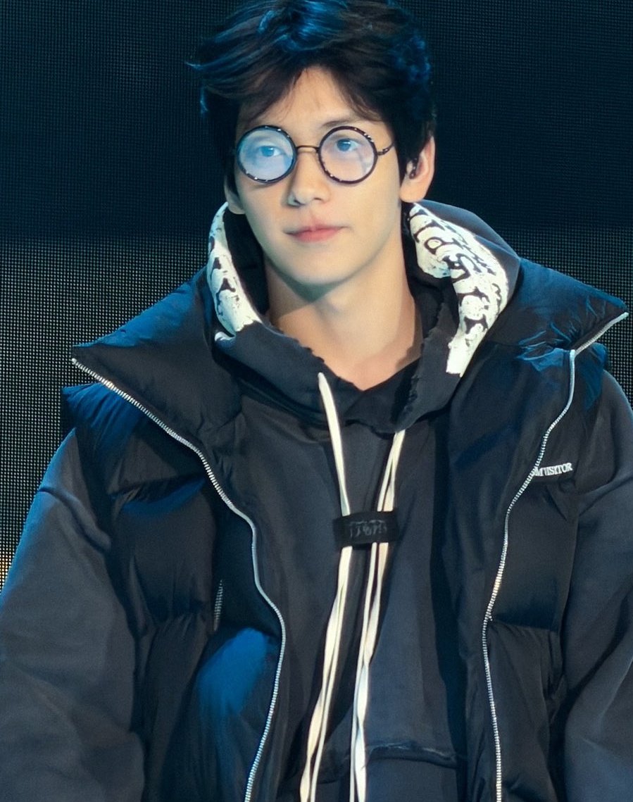 hrly soobin & snoopy 🖇️ tweet media