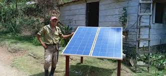 ¡Cuba  apuesta fuerte por la energía solar! El plan incluye instalar miles de  paneles solares en hogares, centros de salud y escuelas. Meta: 5,000  sistemas fotovoltaicos para comunidades aisladas.  #EnergíaSolar #Cuba <a href="/mariofsabines/">Mario Sabines Lorenzo</a> <a href="/odacuba/">Odalys Miranda</a> <a href="/CaridadPoey/">Marieta Poey Caridad</a> <a href="/AnaGonzlezGoic1/">Ana González Goicochea</a>
