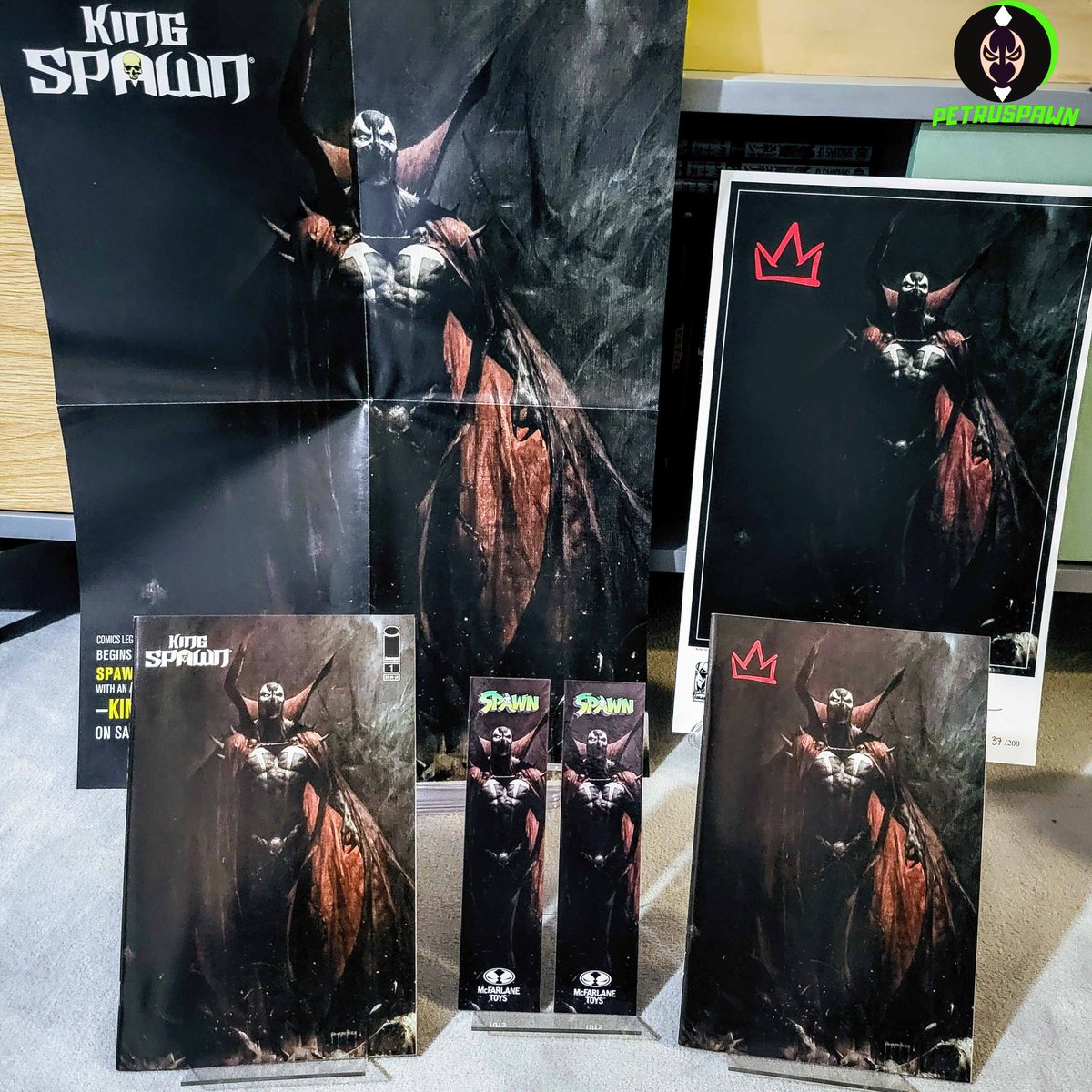 My homage to King Spawn #1 most iconic cover by <a href="/LeePuppeteer/">Puppeteer Lee</a>

Bottom right book was a version given to TMP employees signed by Todd to each employee's name. But this one is even rarer as it has remained unsigned.

#spawn #kingspawn #spawncomics