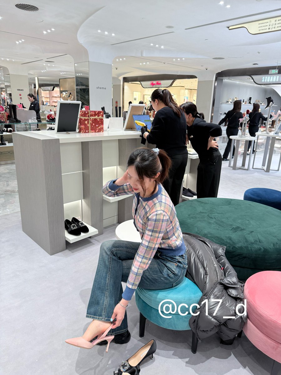 反差女友小17 tweet media