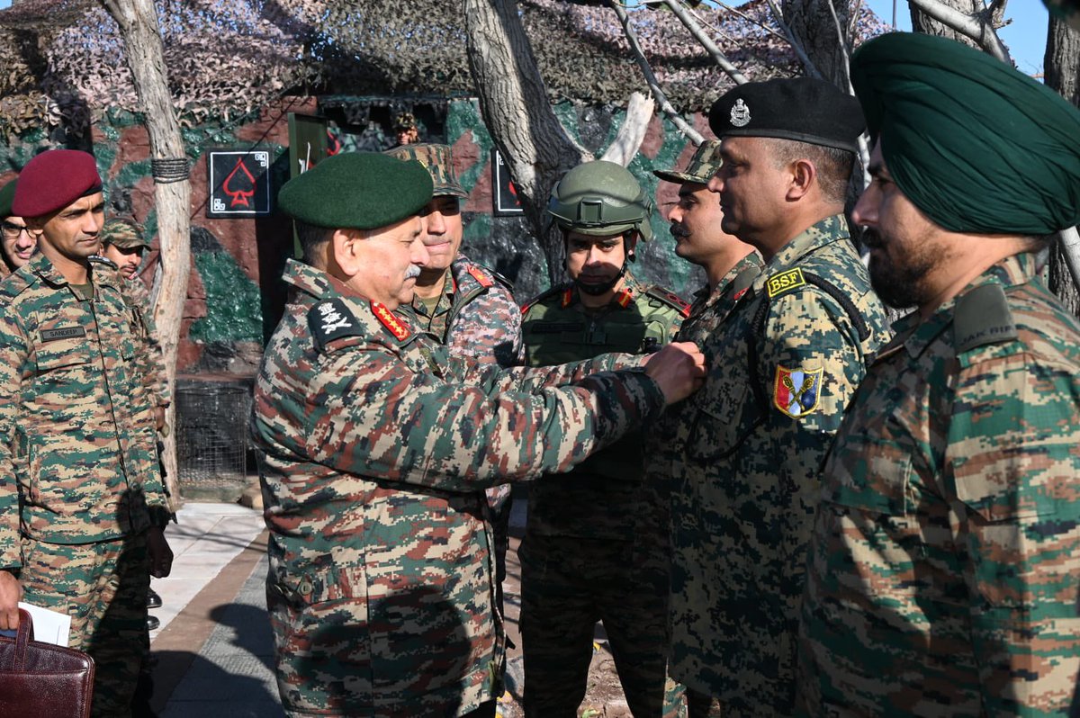 FrontalForce's tweet photo. BREAKING 

Indian Army Chief General Upendra Dwivedi visited forward areas of Poonch Sector of JnK to review operational preparedness. He assessed deployment posture, surveillance measures and security arrangements and reviewed the overall readiness of formations deployed in the sector.

During the visit, the COAS interacted with troops and lauded the high standards of professionalism and readiness demonstrated by the soldiers deployed in the challenging terrain and commended their unwavering dedication and exceptional state of preparedness.