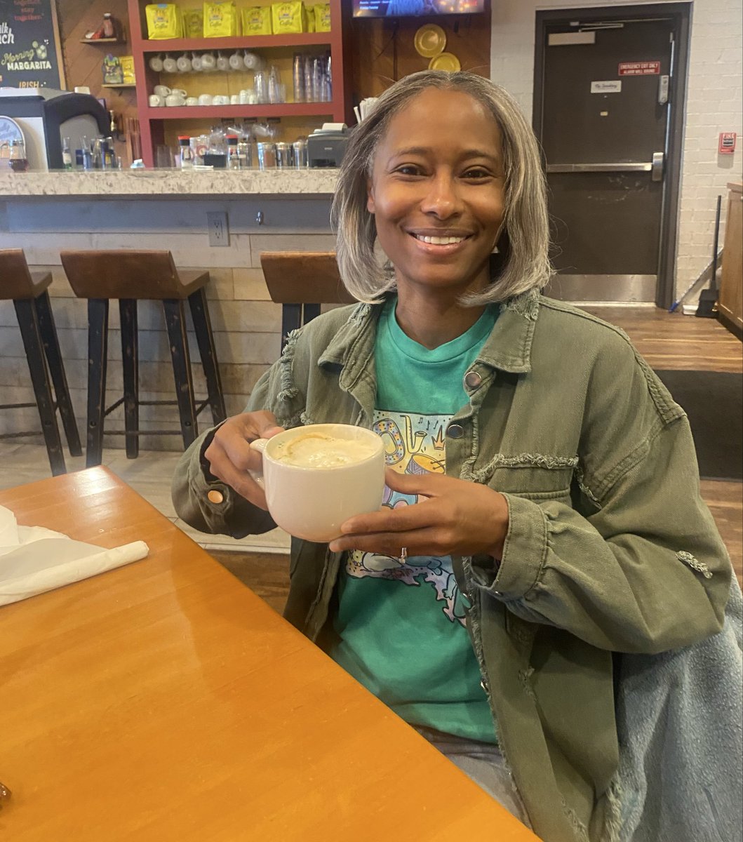 Clay and Loretta tweet media