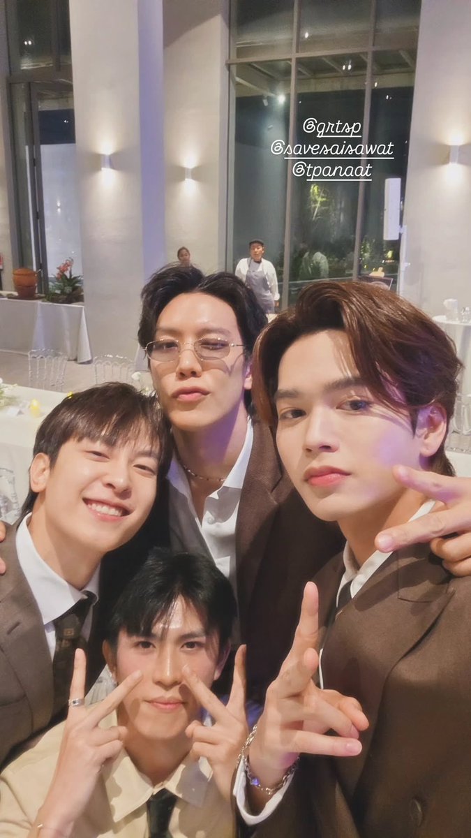 markjrtnfanclub's tweet image. IGs : markjrtn 
รียูเนี่ยนนนน🤎

#markjrtn