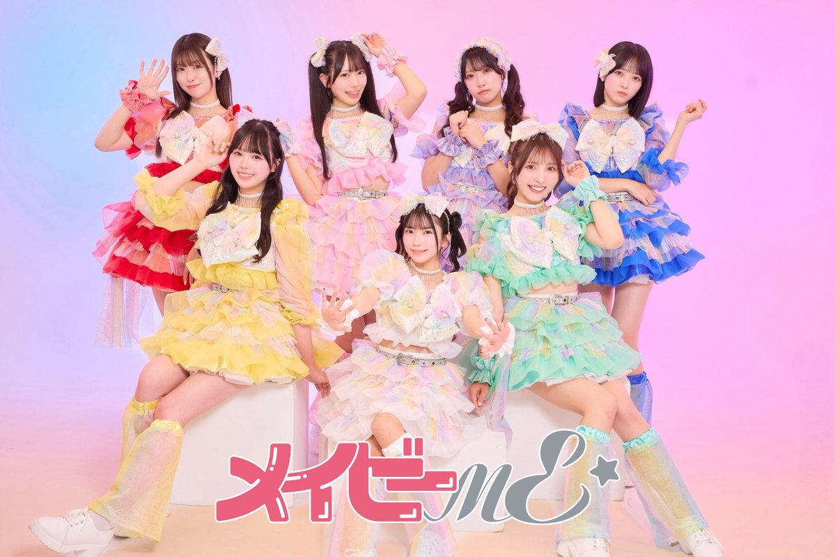 デビュー衣装のオンラインチェキが15日の23時59分まで受注販売してます