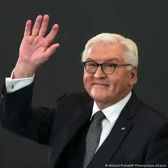 VideoEmail70988's tweet image. #NewProfilePic