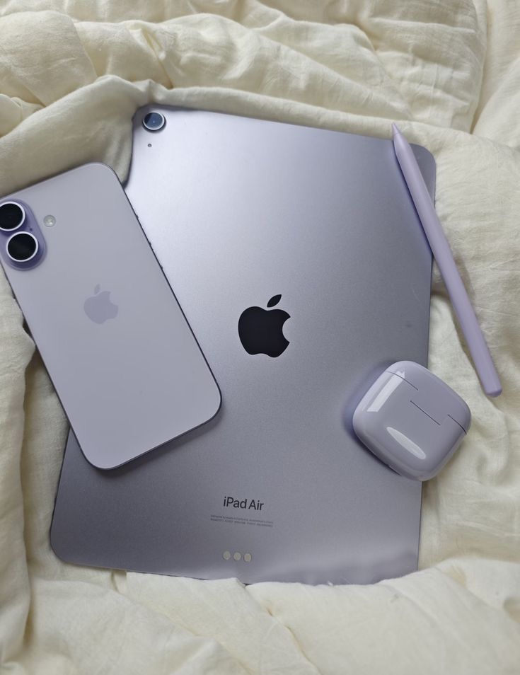 fairyprxncess's tweet image. pink or purple?