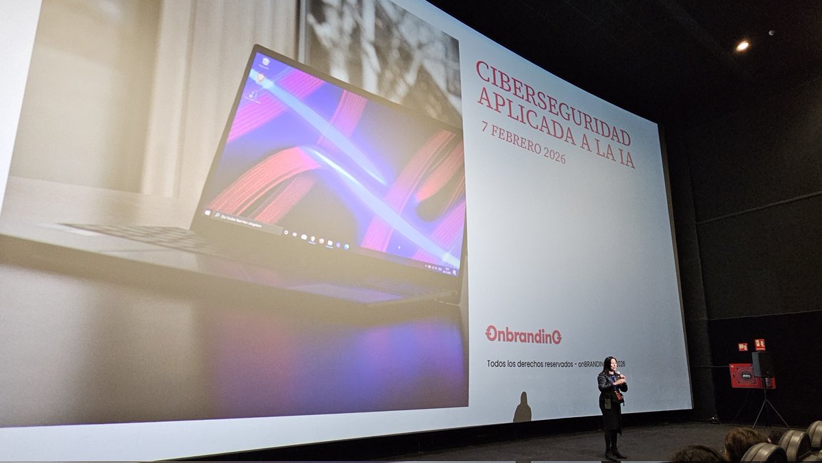 AI Prompt Day tweet media