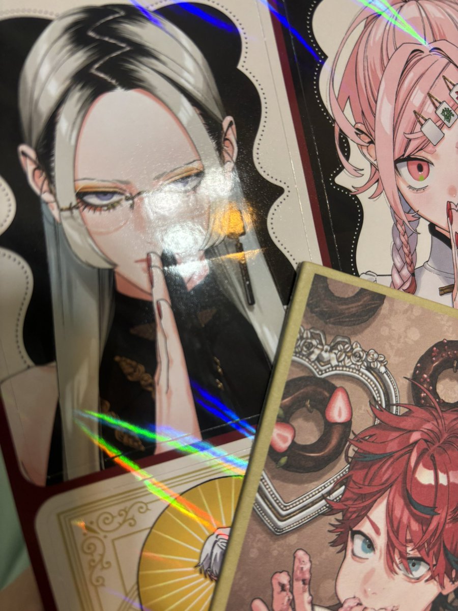 タオの顔面に綺麗に色紙の跡付いてて泣きたい（ ;  ; ）