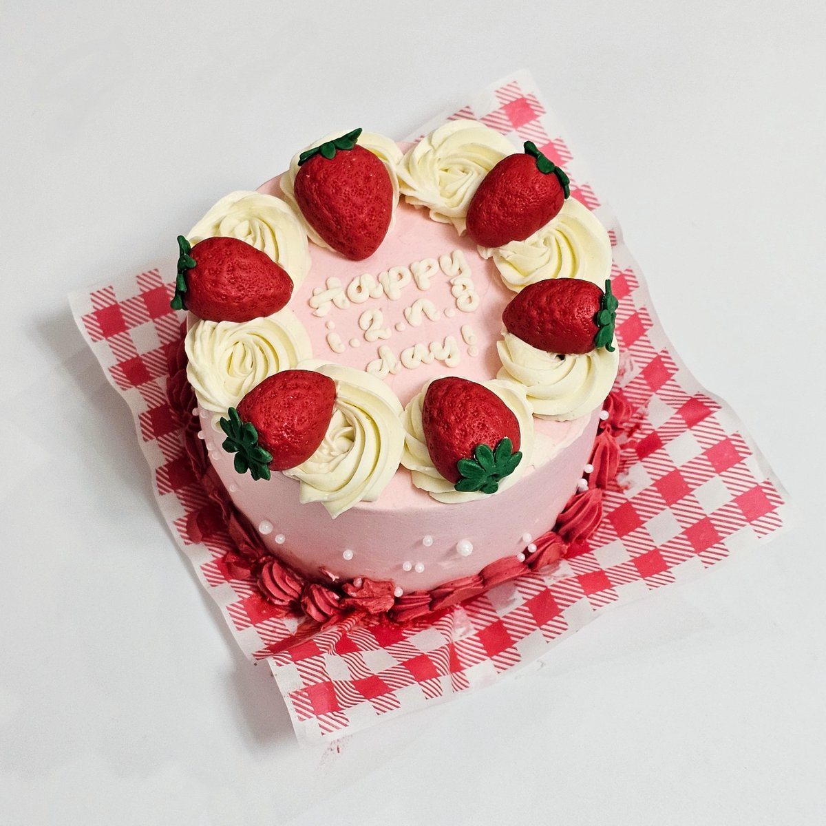 foxinykz's tweet image. ⋆｡˚ ☁︎ ˚｡⋆｡  ꒰#foxinykzga꒱

˗ˏˋ I.N Birthday Giveaway ! ´ˎ 

3 winners of Innierono  &amp;amp;  0801  keyrings!

— like &amp;amp; rt 
— mbf me 
— reply HAPPY I.2.N.8 DAY! + tags

#이엔이_사랑으로_반죽하는날 
#INfinityWithJeongin
#HappyINDay
#아이엔 #I_N