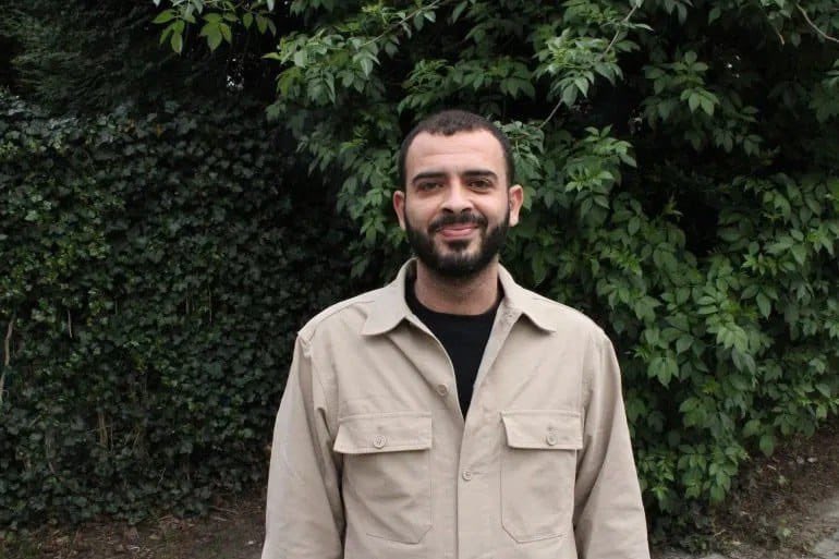 In response to Israeli demands, Greek authorities arrested Mohammed Al-Khatib, coordinator of the “Samidoun” network in Europe, while he was on Crete en route to participate in a seminar on the conditions of Palestinian detainees in Israeli jails.