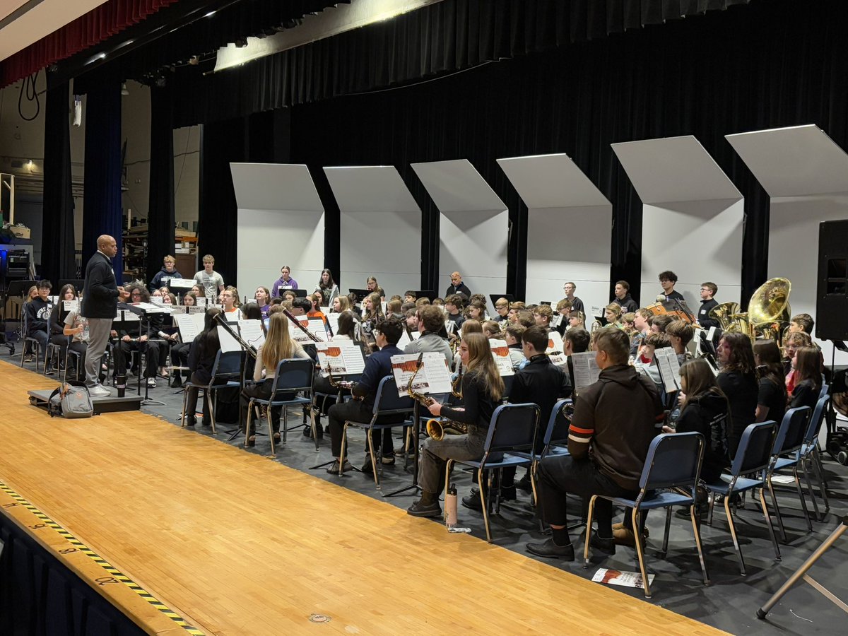 Mightyfalconband tweet media