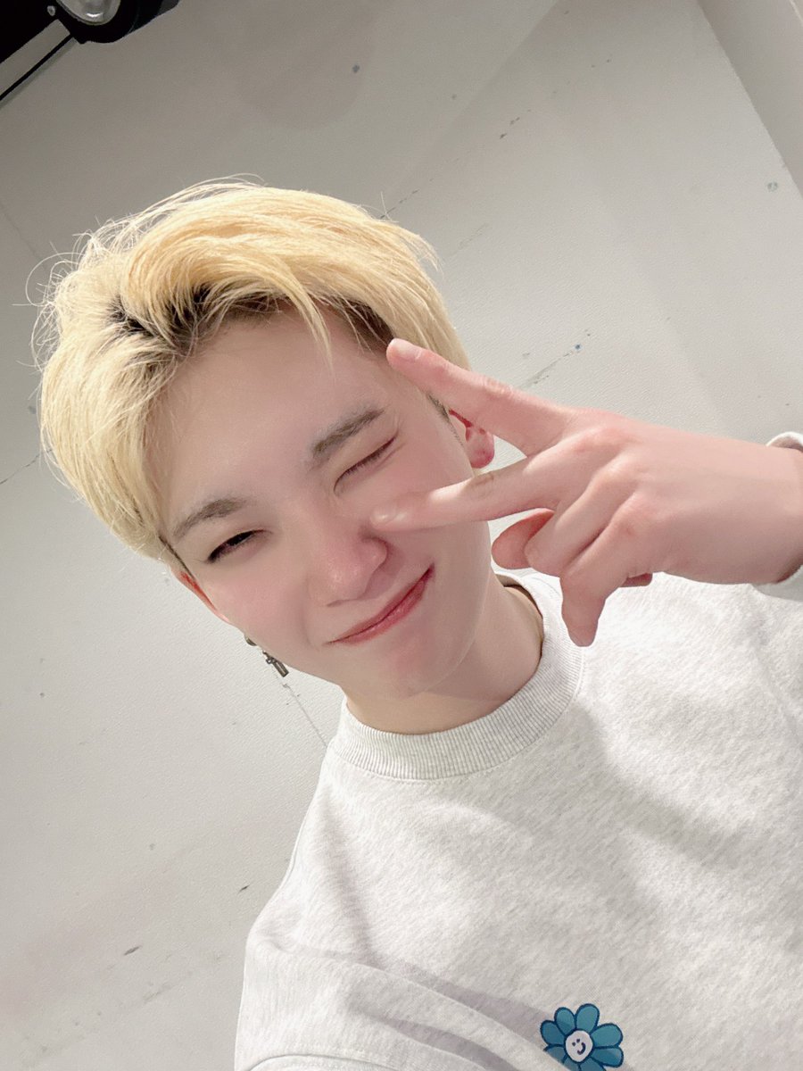 本日の【ロングセットLIVE】にお越しくださった皆さん本当にありがとうございました！
今日の盛り上がりを4月のBIG CATでも見れたら最高だなー！
もっともっと頑張るぞー！！👊