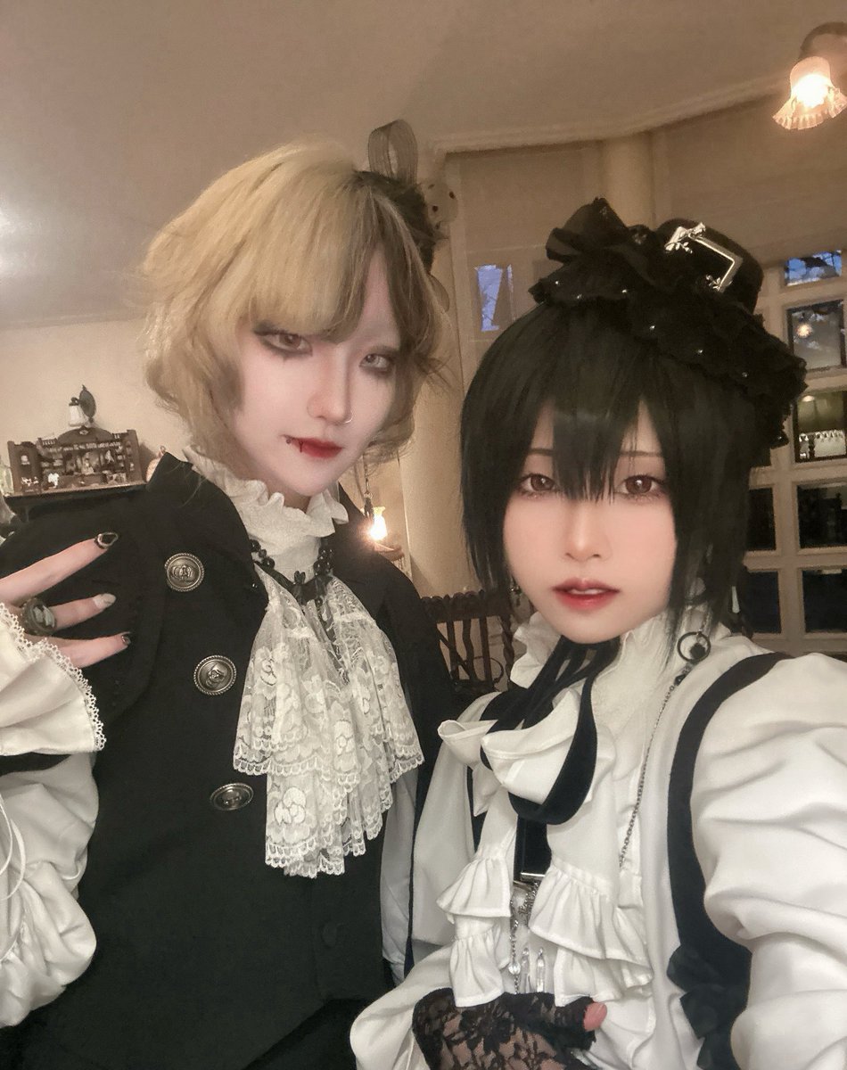 高貴なる魔族のユアさんと🦇🩸