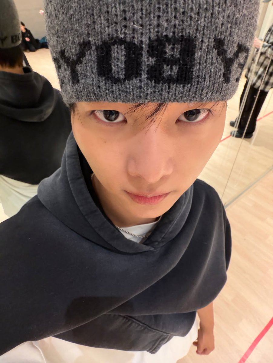 おいもろさんです。