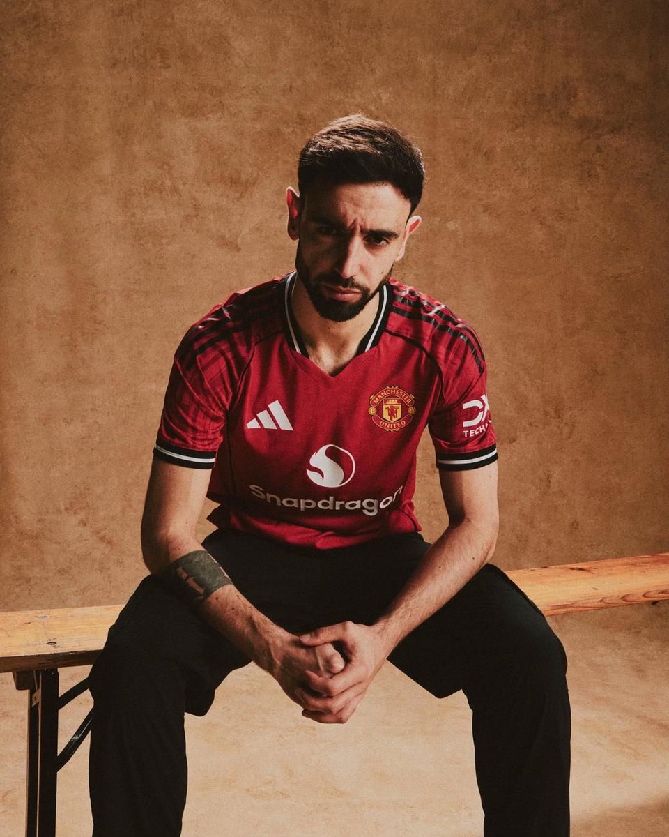 1SMi_'s tweet image. 🚨🚨🚨🚨🚨🚨🚨🚨 شاهد!!!

لا احد ينافسه!!! شاهد فقط🤯😱

لاعبي الدوريات الخمس الكبرى منذ قدوم برونو فيرنانديز الى مانشستر يونايتد :

🇵🇹 لا يوجد اي لاعب وسط صنع اهداف اكثر منه — 96

🇵🇹 لا يوجد اي لاعب وسط سجل اهداف اكثر منه — 104

🇵🇹 لا يوجد اي لاعب وسط ساهم باهداف اكثر منه — 200