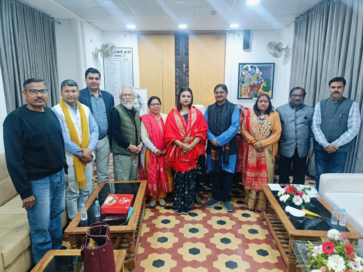 Folk Singer Sarita Tiwari tweet media