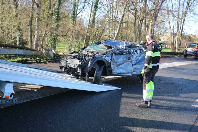 larep_fr's tweet image. Un automobiliste perd la vie après une sortie de route près de #Gien #Loiret
➡️larep.fr/poilly-lez-gie…