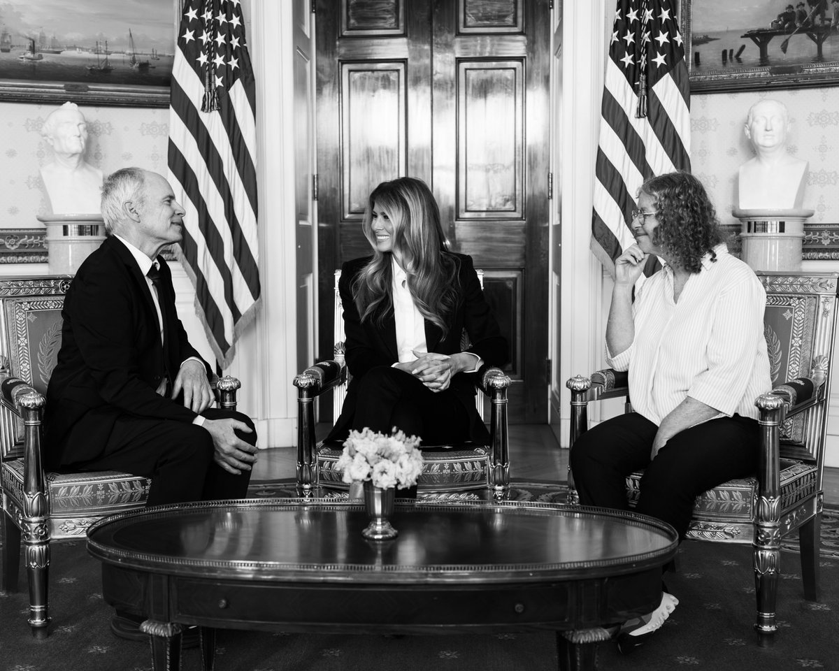 FirstLadyOffice's tweet image. “I was deeply moved to hear from the First Lady about the meetings she held with my wife, Aviva, while I was in captivity, and about the strength and support she gave to the families of the hostages throughout that difficult journey. I am grateful to the First Lady and to the…