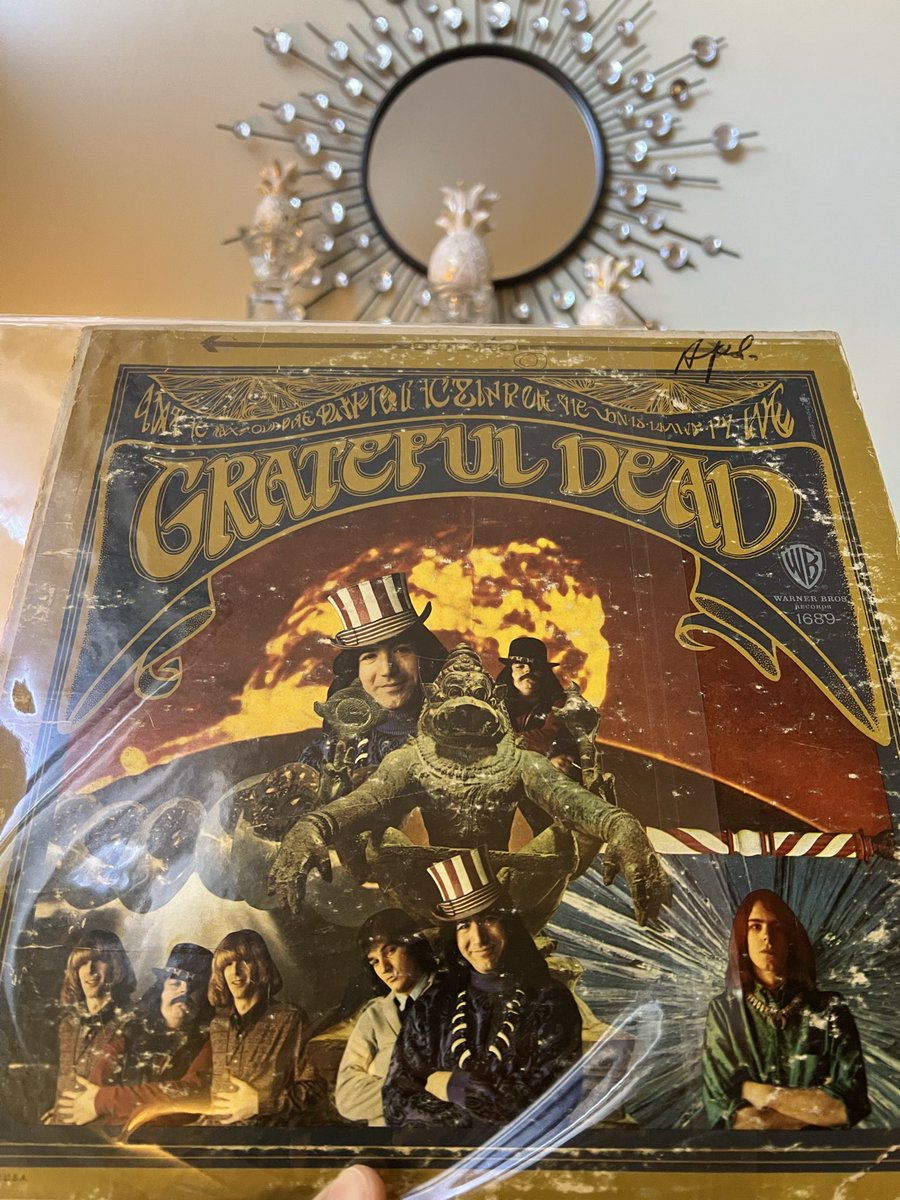 todd_mclaughlin's tweet photo. Feeling Grateful I am not Dead yet lol https://t.co/YSuyoUcZ0f